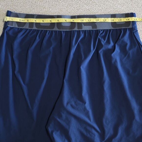 Under Armour Navy Blue Fitted Athletic Shorts - Size XL - Picture 7 of 12